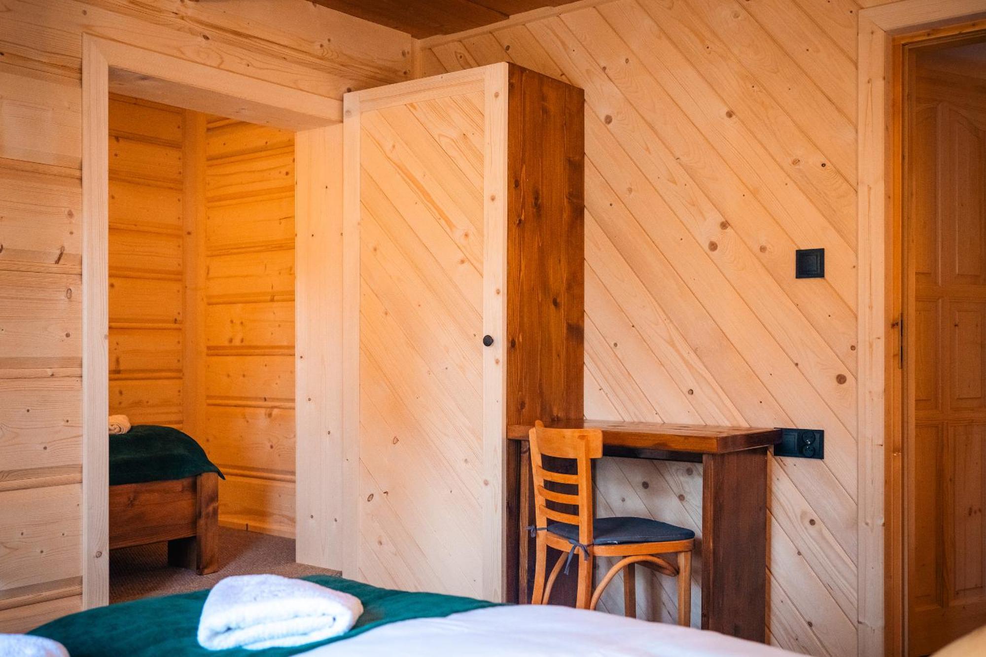 Apartamenty Dwupoziomowe Stasikowe Izby Bukowina Tatrzańska Exteriör bild